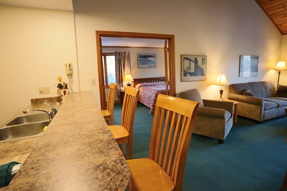 Deer Park Resort in Lincoln, United States