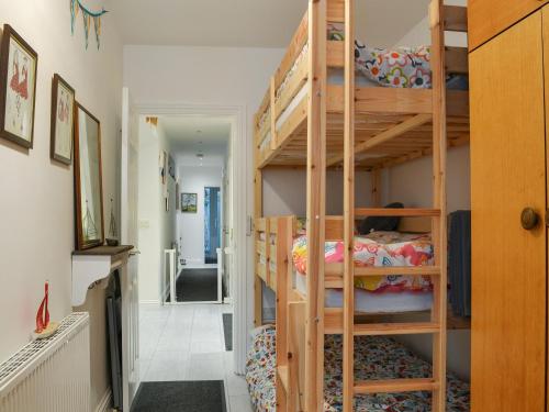 Retro Retreat