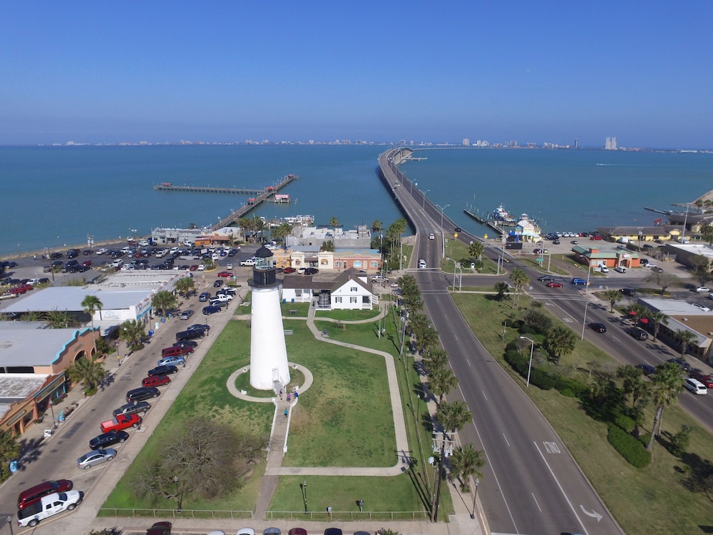 Ramada by Wyndham & Suites South Padre Island - photo 64