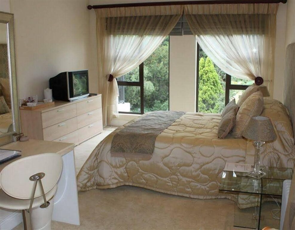 Ninety North Guest House — 4-Star Luxury Hotel in Randburg, South Africa