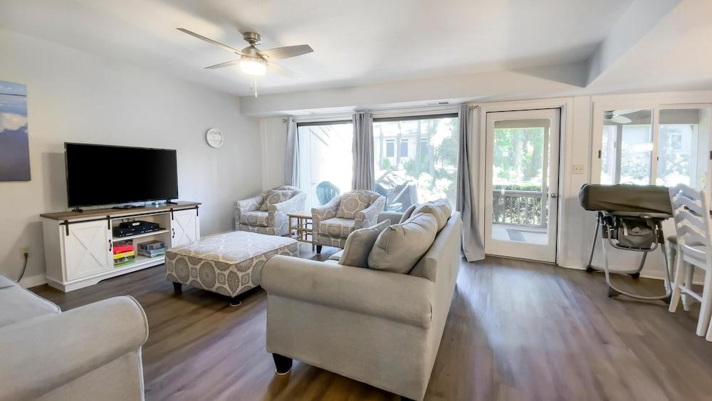 1405 South Beach Villas at the Sea Pines Resort - featured photo