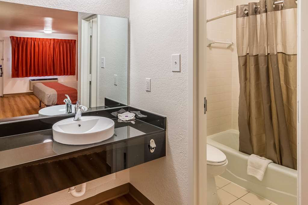 Motel 6 Arlington TX UTA - photo 11