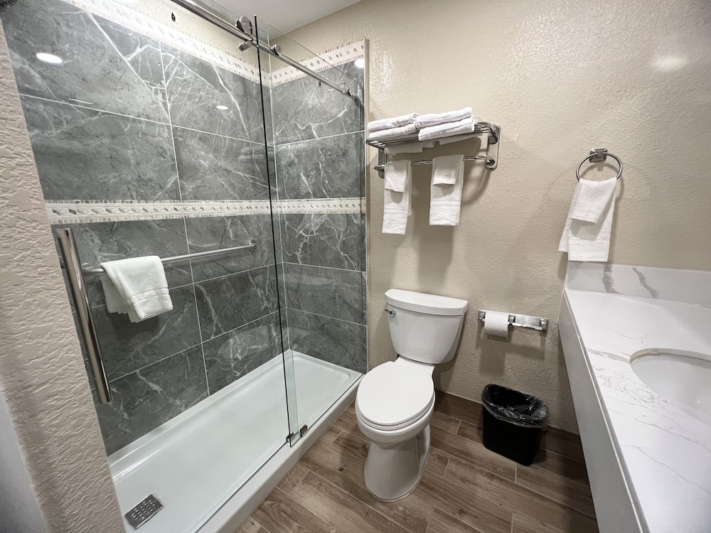 Mauna Loa Motel - photo 17