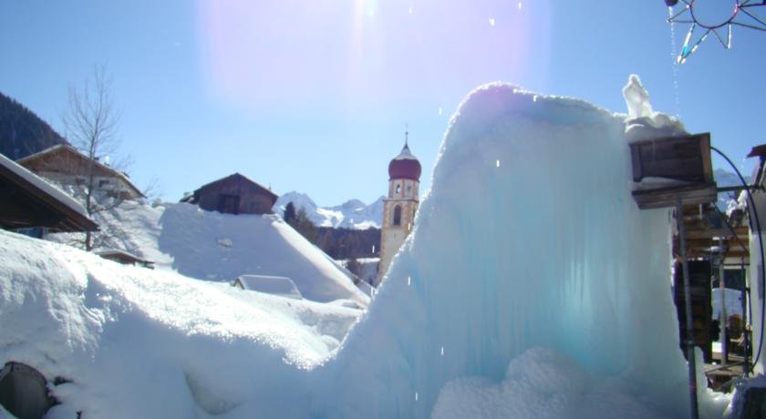 Bio & Reiterhof der Veitenhof — 4-Star Luxury Hotel in Umhausen, Austria