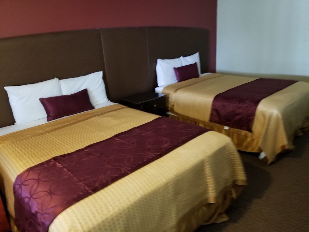 Americas Best Value Inn Story City - photo 9