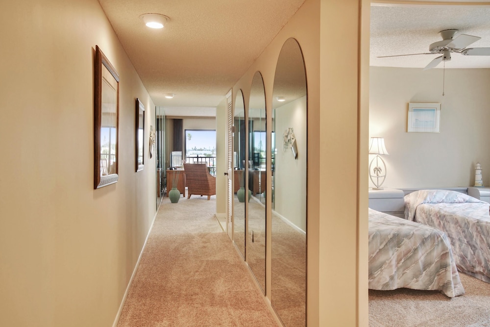 Land's End 3 406 Bay Front - photo 2