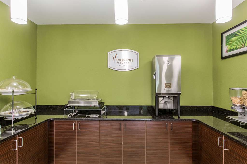 Sleep Inn & Suites Dayton South - photo 28