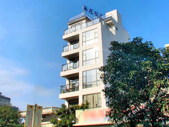 Haiyuan Light Hotel - last minute hotel in Beihai