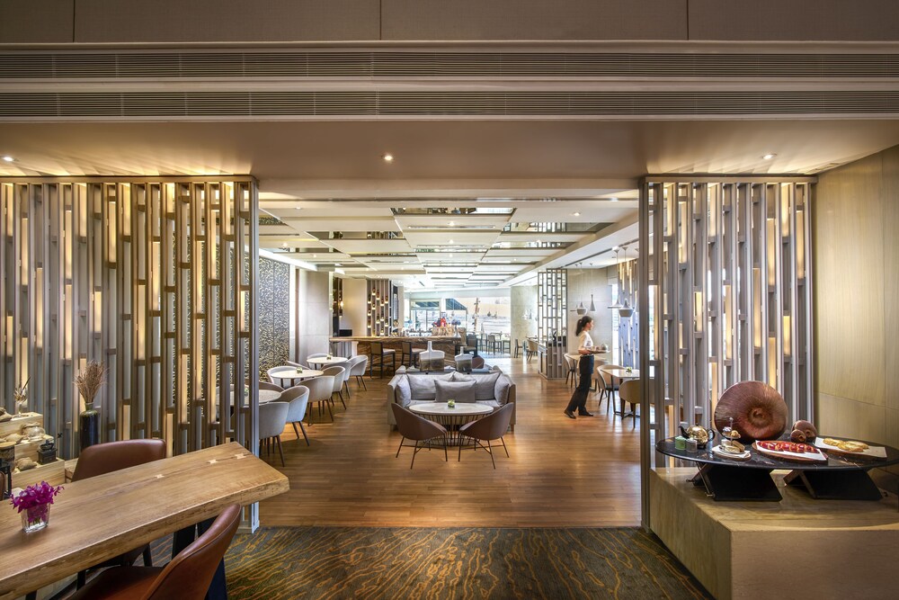 מזון ומשקאות