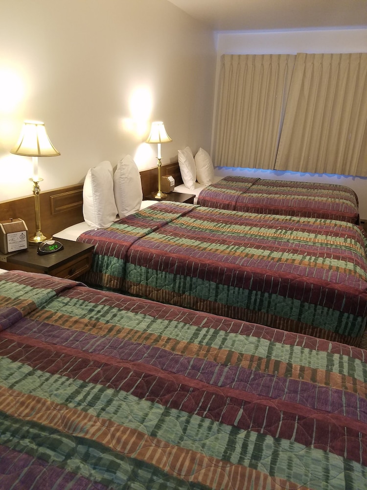 Out West Motel - photo 8