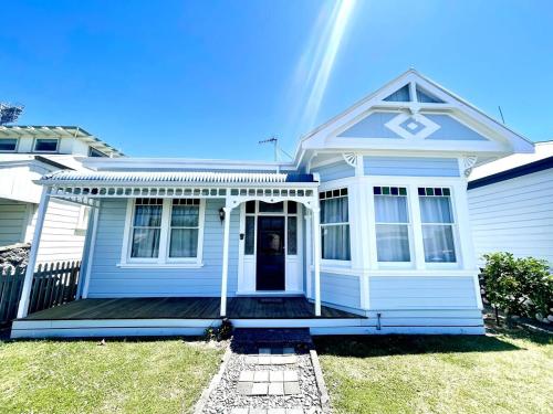 Big beautiful villa central Napier — 4-Star Luxury Hotel in Napier, New Zealand