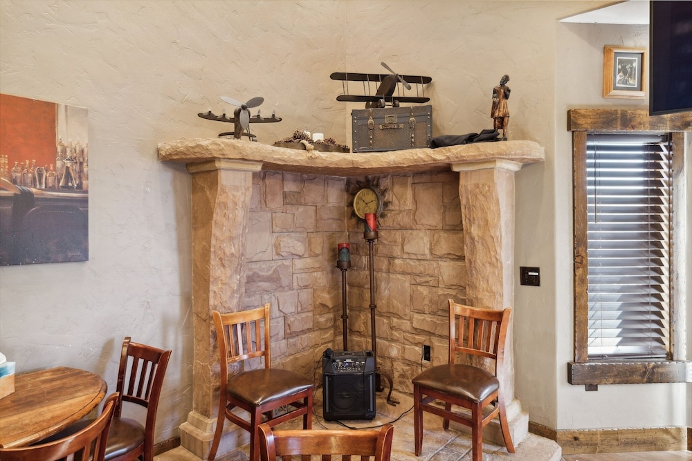 Zion Cliff Lodge - photo 92