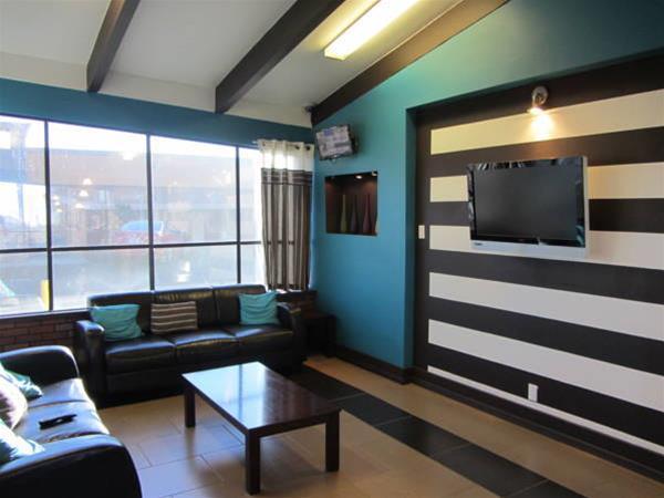 El Paso Inn - photo 10