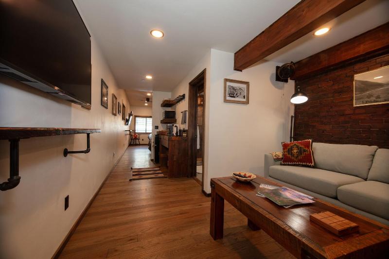 The Frenchman Suites - photo 43