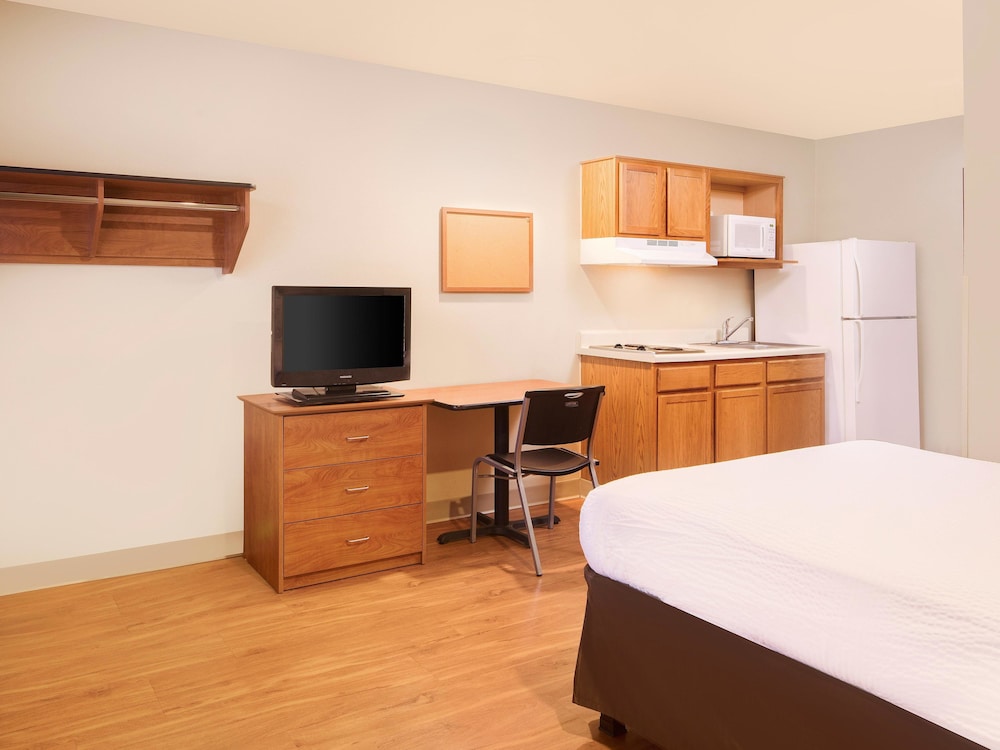 WoodSpring Suites Fayetteville - photo 8