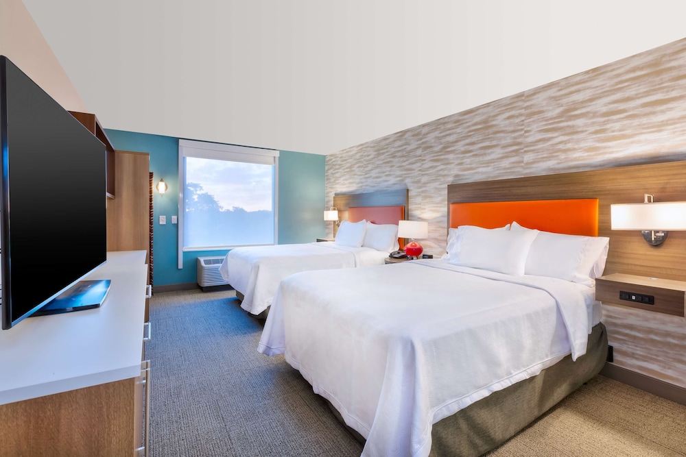 Home2 Suites by Hilton Saginaw MI - photo 9