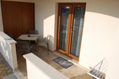 Apartmani Diana — 4-Star Luxury Hotel in Novigrad, Croatia
