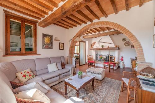 Villa La Casa del Re — 4-Star Luxury Hotel in Cetona, Italy