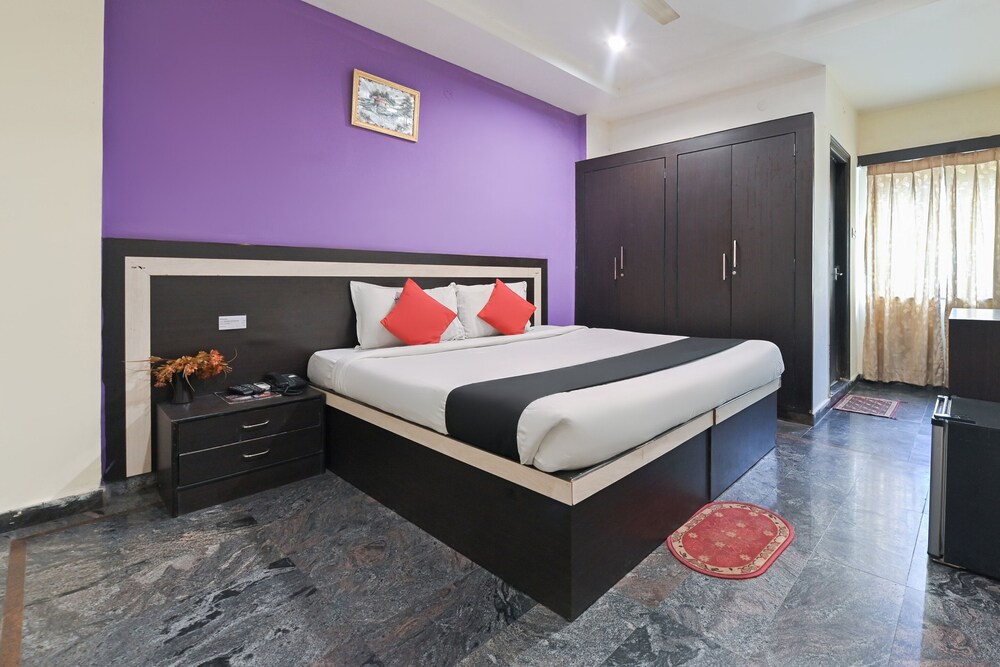 Treebo Royal Grand Inn