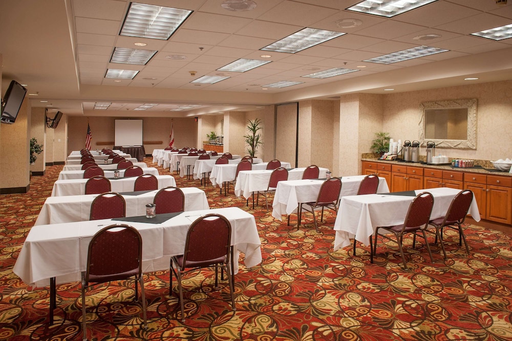 Hampton Inn Pensacola Airport - photo 82