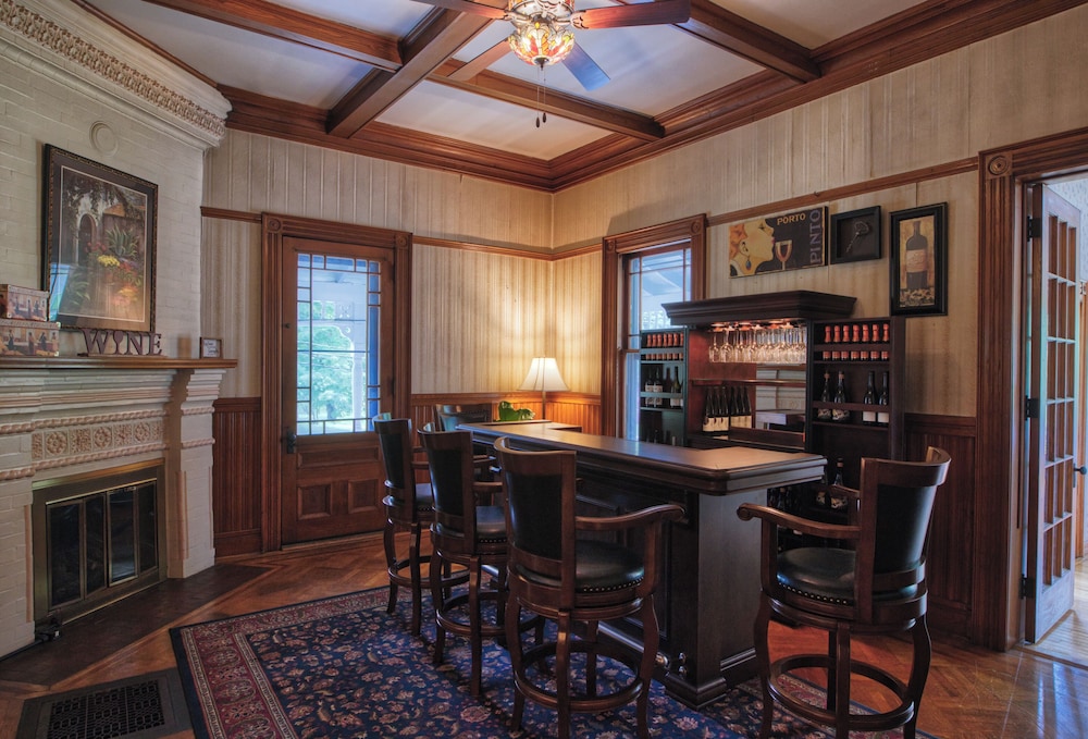 Rockwell Falls Inn and Wine Bar - photo 85