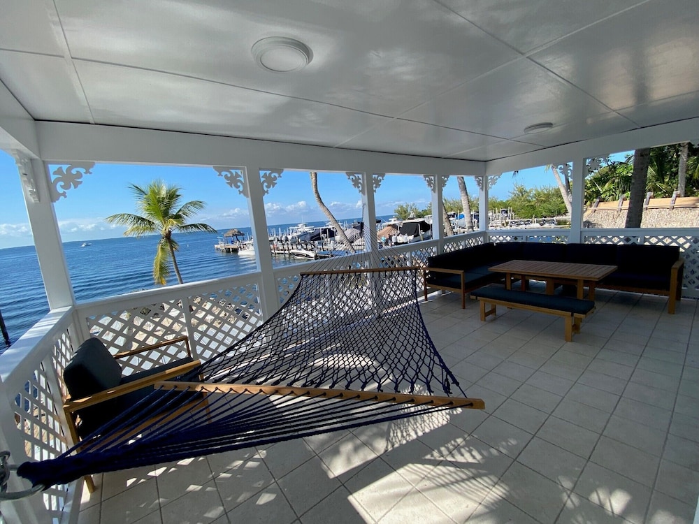 Amoray Dive Resort - photo 111