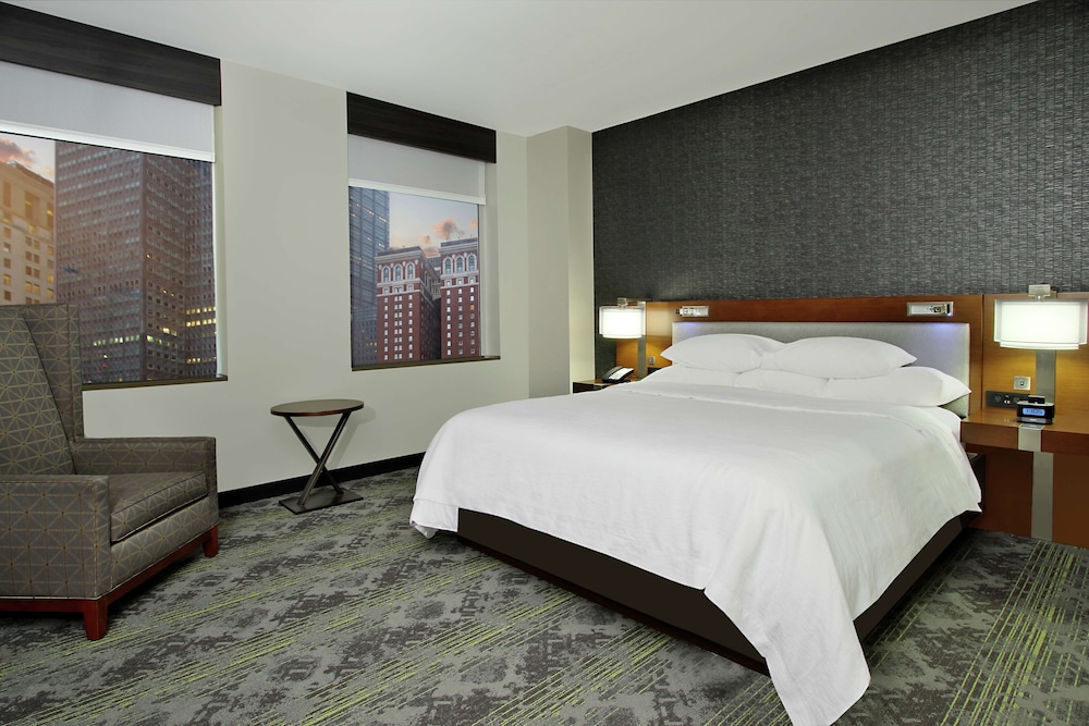 Embassy Suites By Hilton Pittsburgh Downtown - photo 25