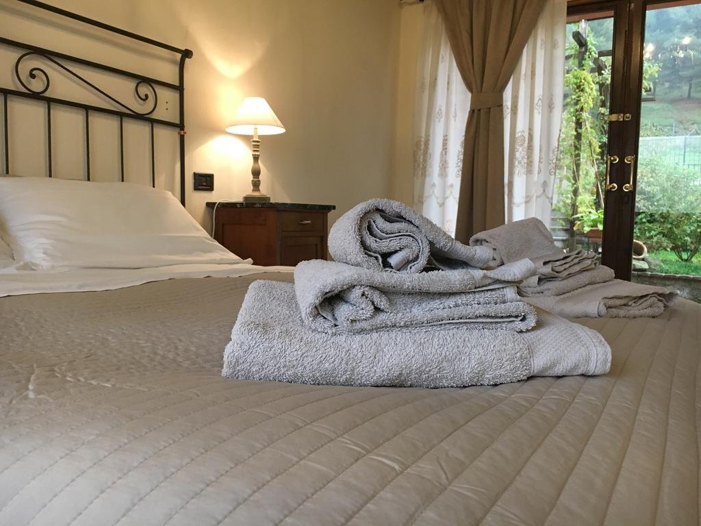 Agriturismo Nonna Du — 4-Star Luxury Hotel in Gavi, Italy