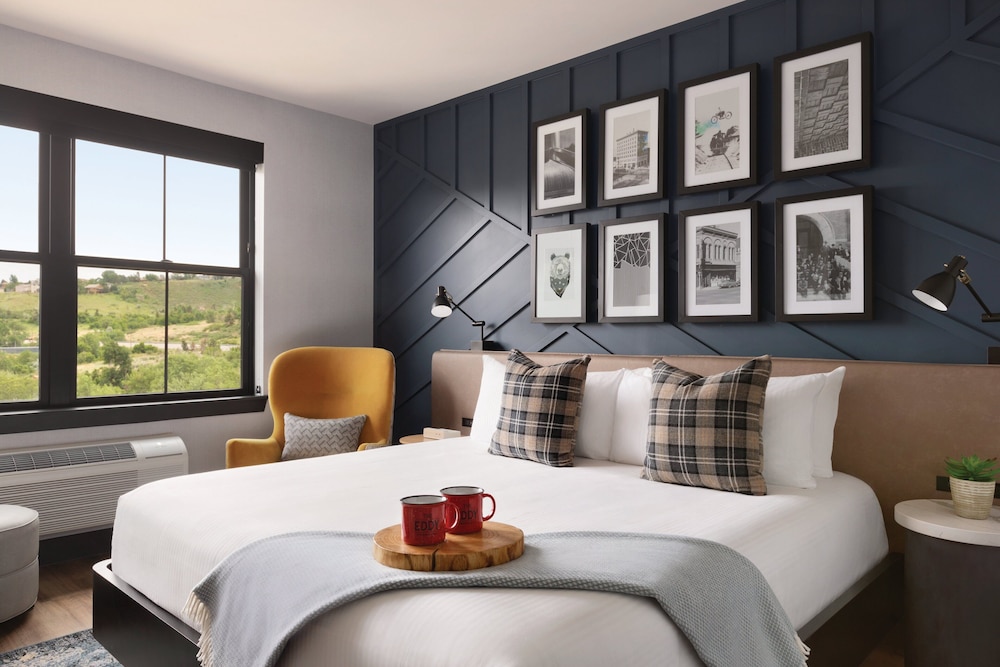 The Eddy Taproom & Hotel - photo 21