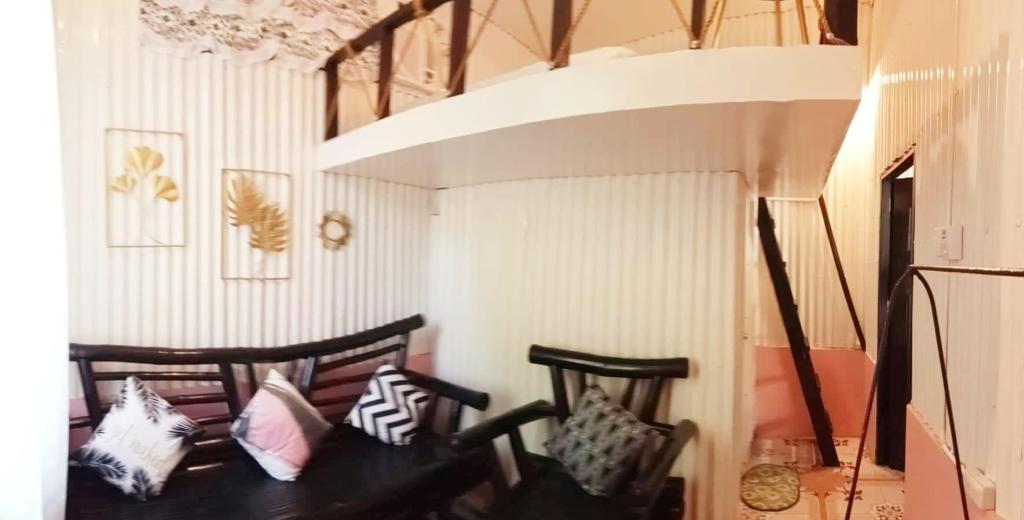 Edmund’s Inn & Suites in Siquijor, Philippines