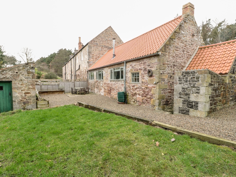 The Old Workshop - carbon neutral hotel in Belford