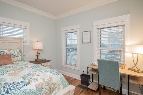 Pier Walker by Oak Island Accommodations - photo 42