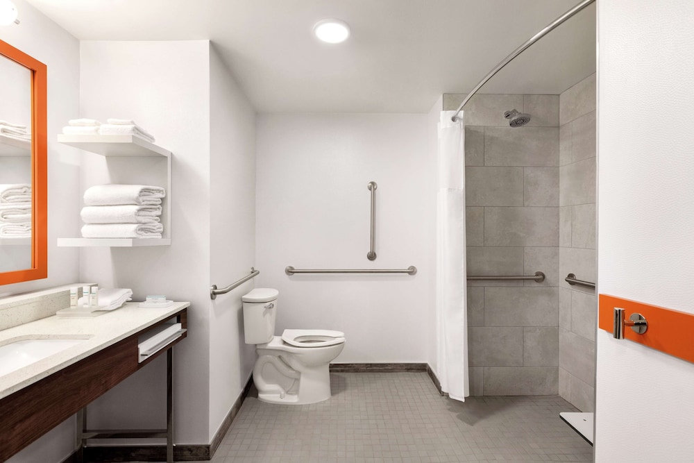 Hampton Inn Indianapolis Downtown IUPUI - photo 16