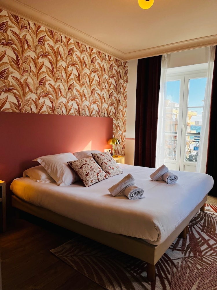 Hotel de Londres - carbon neutral hotel in Menton