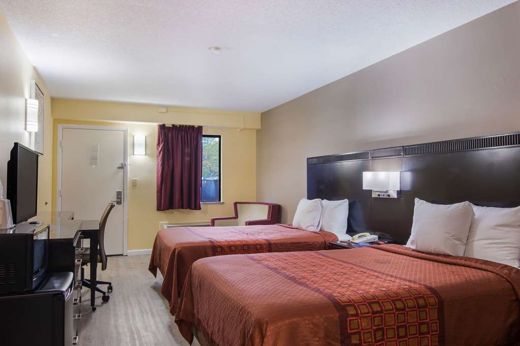 Rodeway Inn & Suites Monroeville Pittsburgh - photo 16