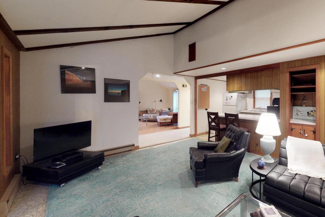 Island Getaway — hotel in Oak Bluffs