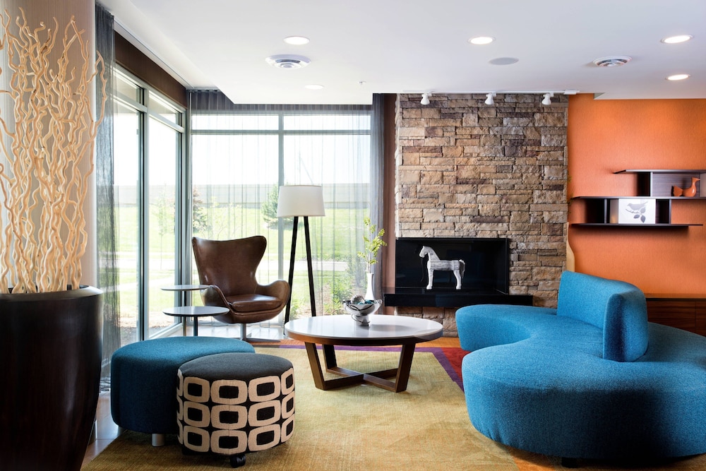 Fairfield Inn & Suites Rochester Mayo Clinic Area St. Marys - photo 3