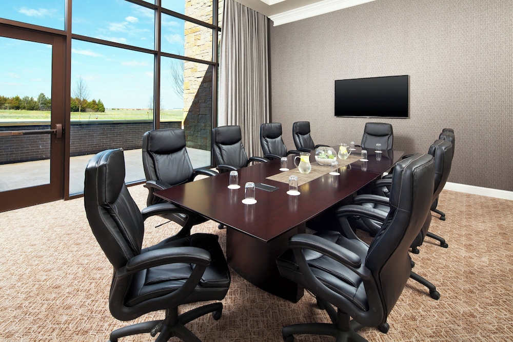 Sheraton McKinney Hotel - photo 26