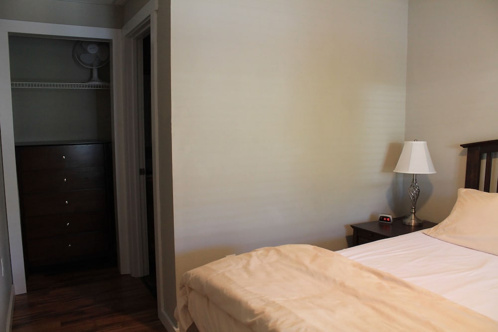 Strictly Moose Luxury Vacation Suites — Gorham — photo 4