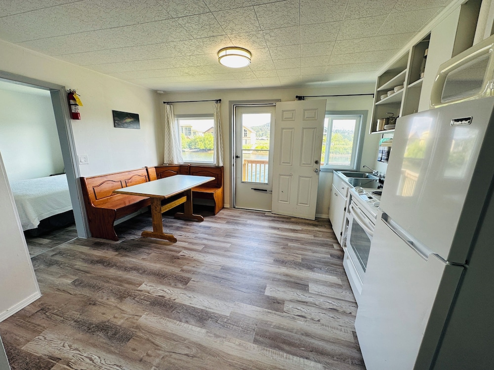 Raines Resort Cabins & RV - photo 54