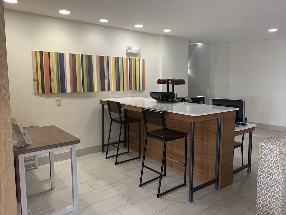 Holiday Inn Express McComb by IHG - photo 22