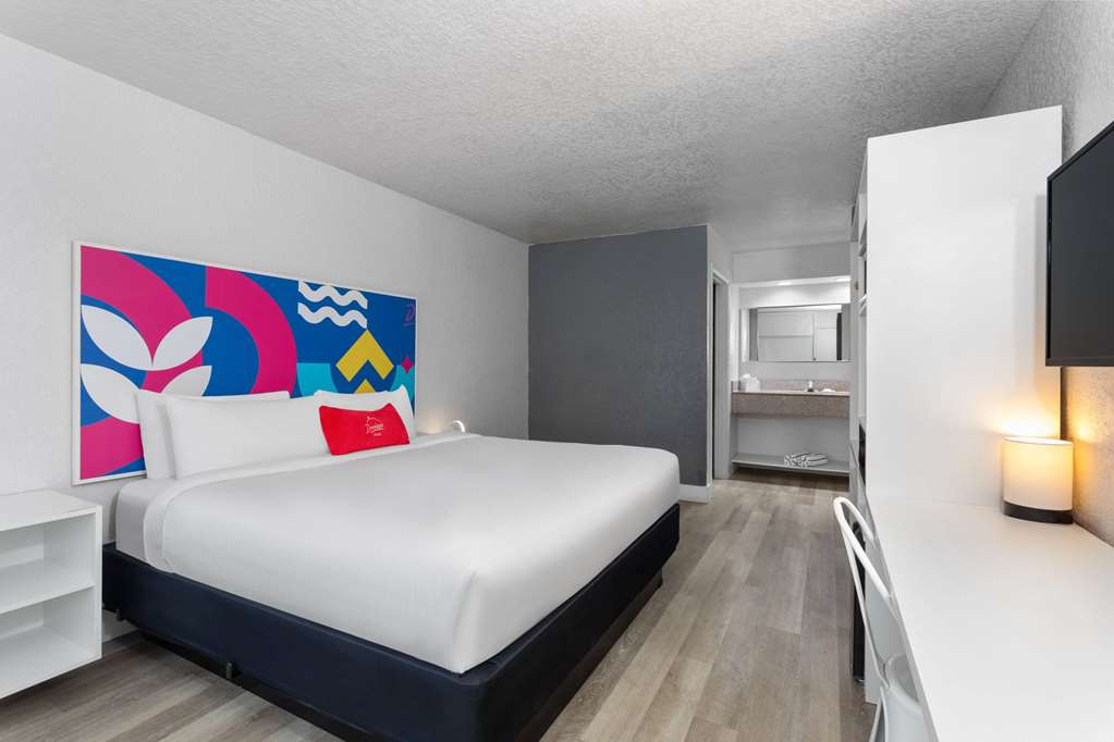 Baymont by Wyndham Orlando Lake Buena Vista South - photo 18