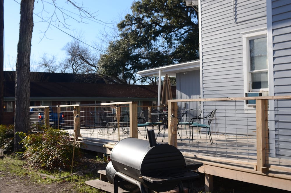 The Oak Motel - photo 35