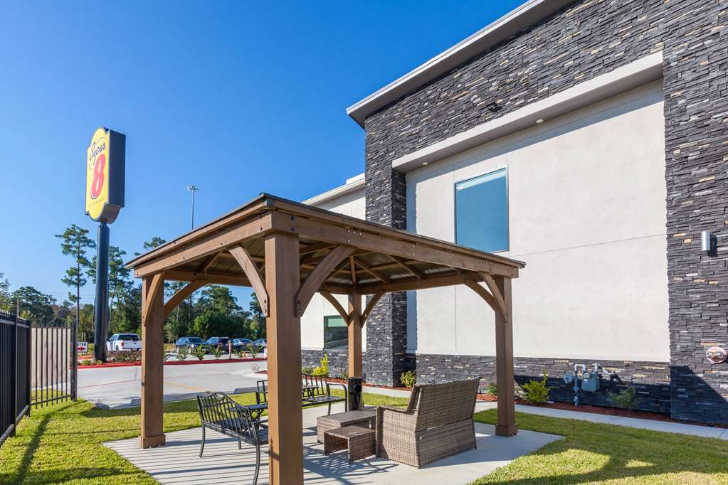Super 8 by Wyndham Kingwood Houston North - photo 14