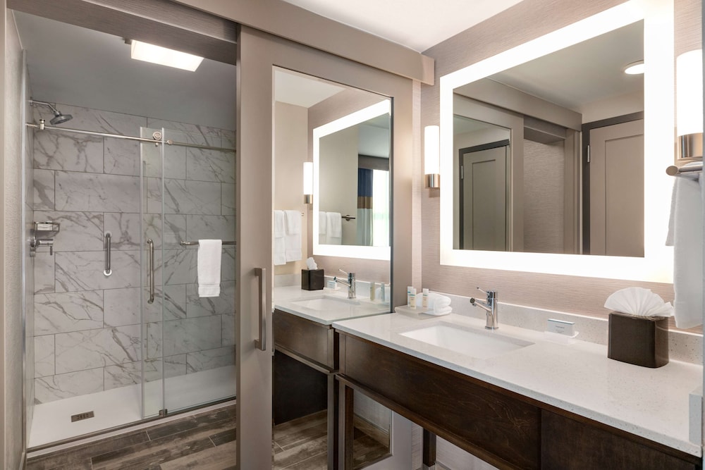 Homewood Suites by Hilton Indianapolis Downtown IUPUI - photo 32