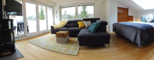 Baker's Pond Loft Apartment — 4-Star Luxury Hotel in Velden Am Woerthersee, Austria