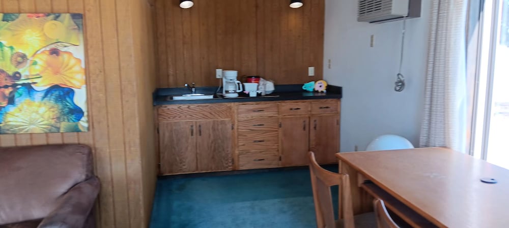 Scotwood Motel by OYO Washburn ND - photo 28