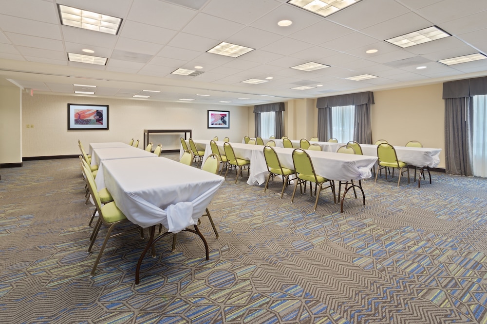 Holiday Inn Express Hotel & Suites Largo Clearwater by IHG - photo 29