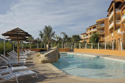 Appart Hotel Lou Castelet — Carros — photo 2