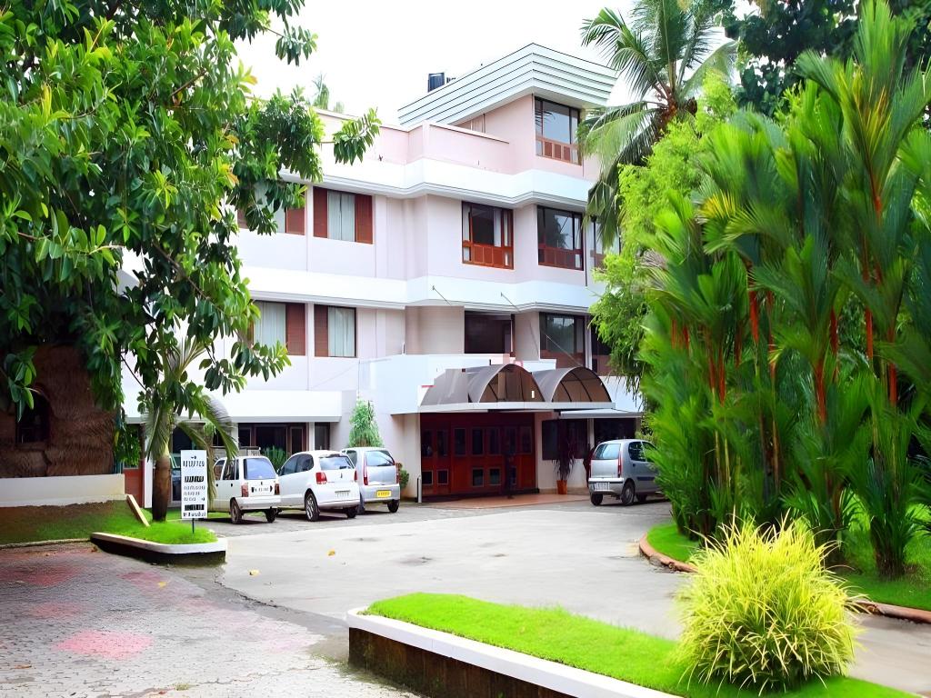 Hotel Highway Garden — hotel in Cochin